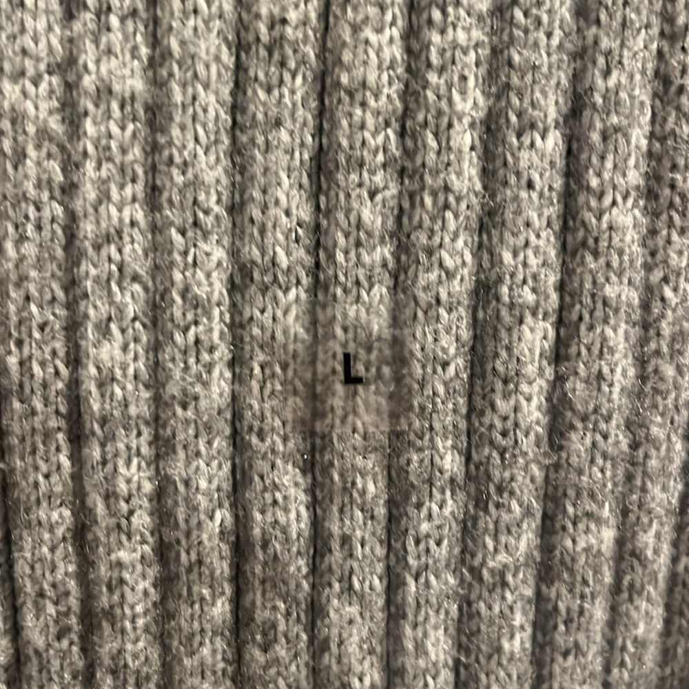 Never Worn Express Gray Sweater - image 3